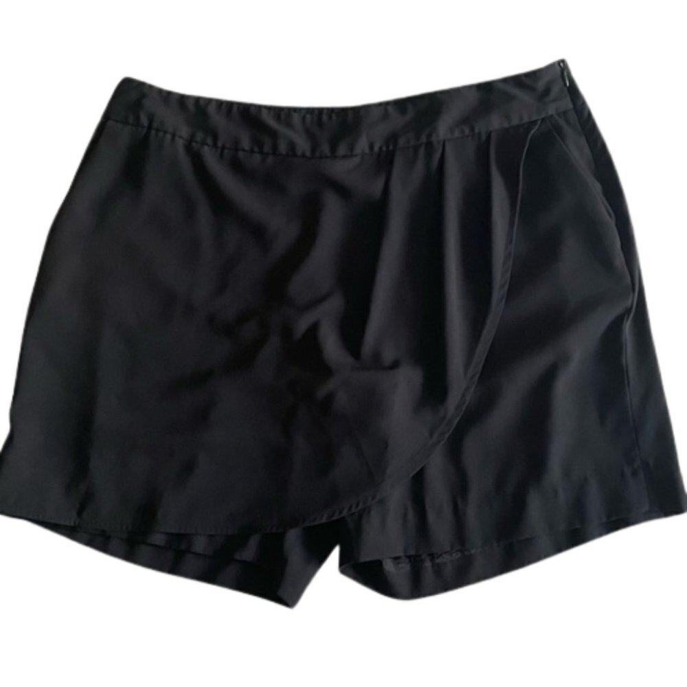 Liz Claiborne Black Draped Skort Shorts Desert Blooms Size 16 – Travel, Tennis,